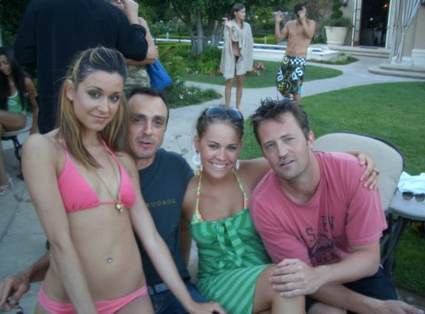 Celebrity Sighting of The Day: Pool Party With Some FRIENDS